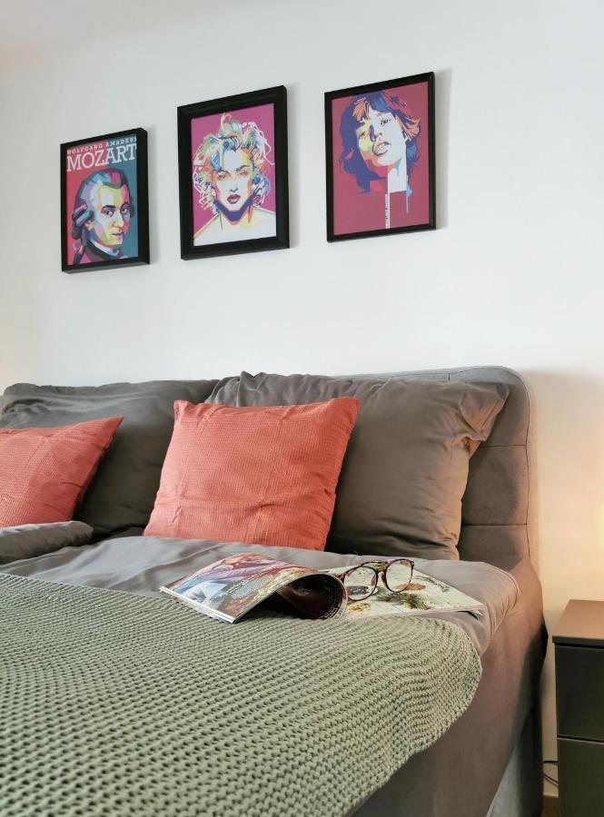 Neues City Center Piano Appartement Mit Netflix Klagenfurt am Woerthersee Eksteriør bilde