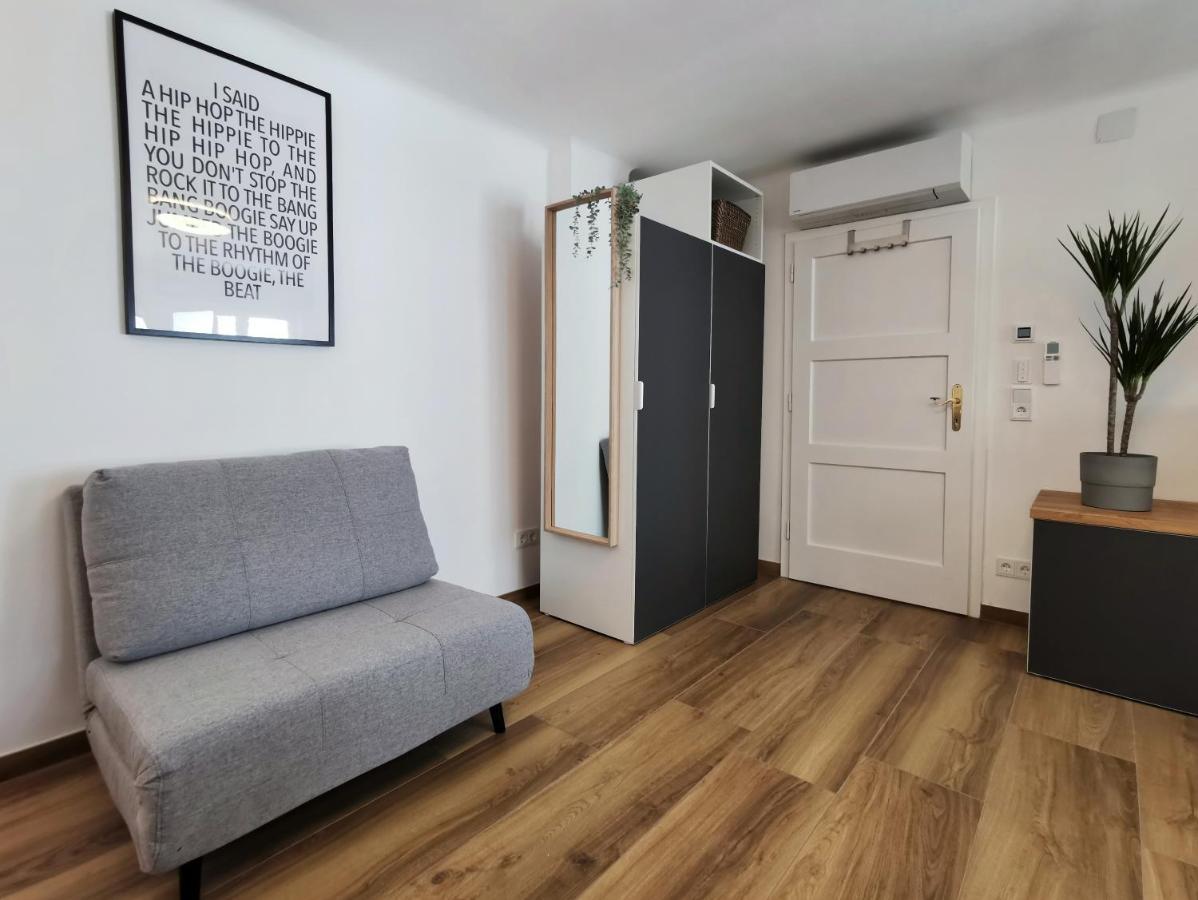 Neues City Center Piano Appartement Mit Netflix Klagenfurt am Woerthersee Eksteriør bilde