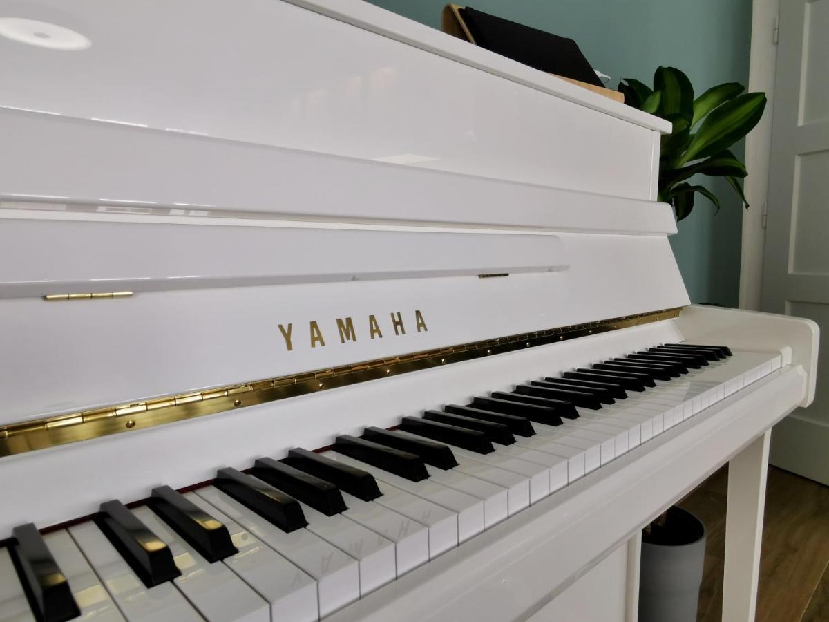 Neues City Center Piano Appartement Mit Netflix Klagenfurt am Woerthersee Eksteriør bilde