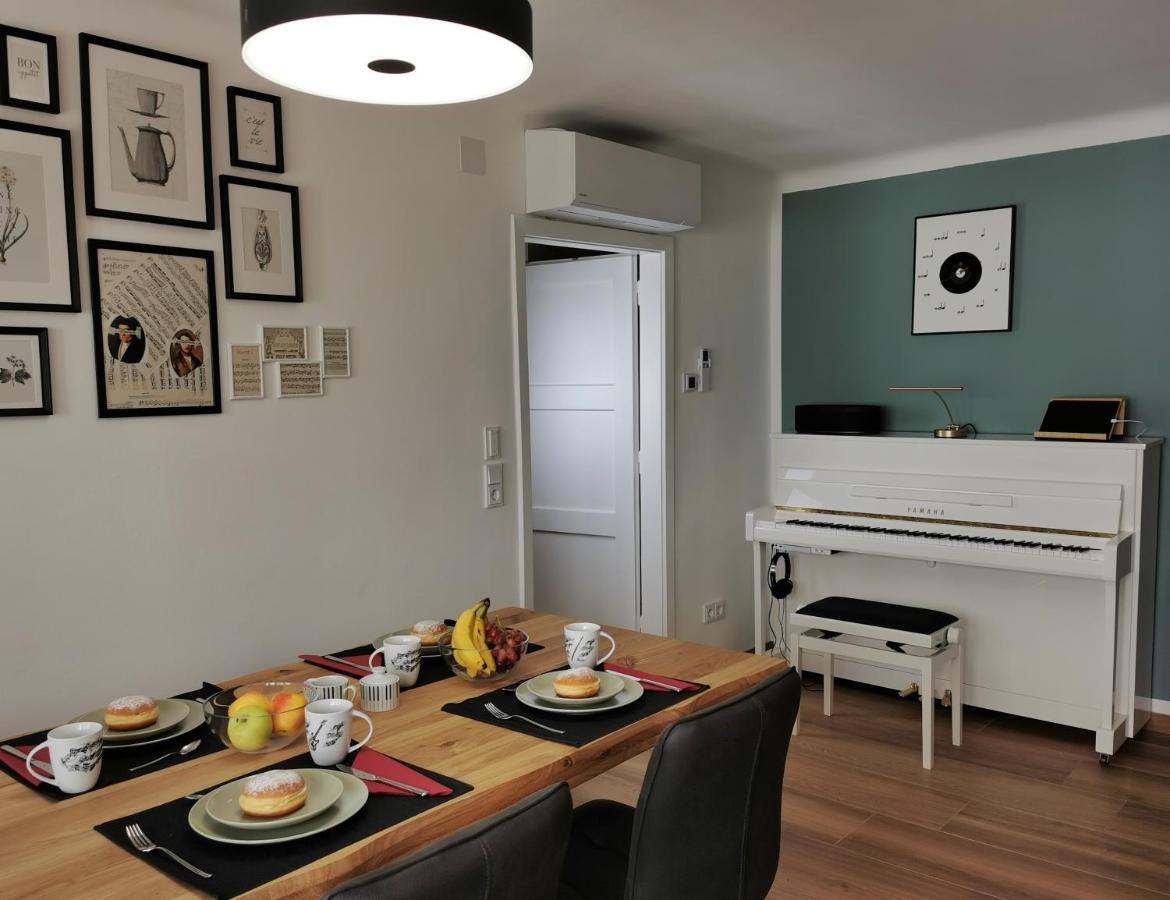 Neues City Center Piano Appartement Mit Netflix Klagenfurt am Woerthersee Eksteriør bilde